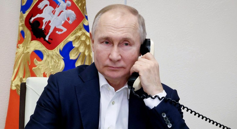 Russian President Vladimir Putin talks on the phone in Moscow on January 3, 2023.MIKHAIL KLIMENTYEV/SPUTNIK/AFP via Getty Images