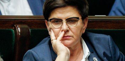 Zaskakujące skutki afery premiowej w rządzie Szydło