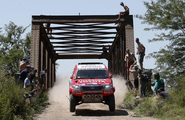 Piekło Rajdu Dakar. Kierowcy i ich maszyny nie mają lekko