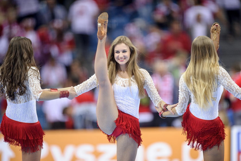 Polskie cheerleaderki i ich występy podczas ME w piłce ręcznej w Polsce