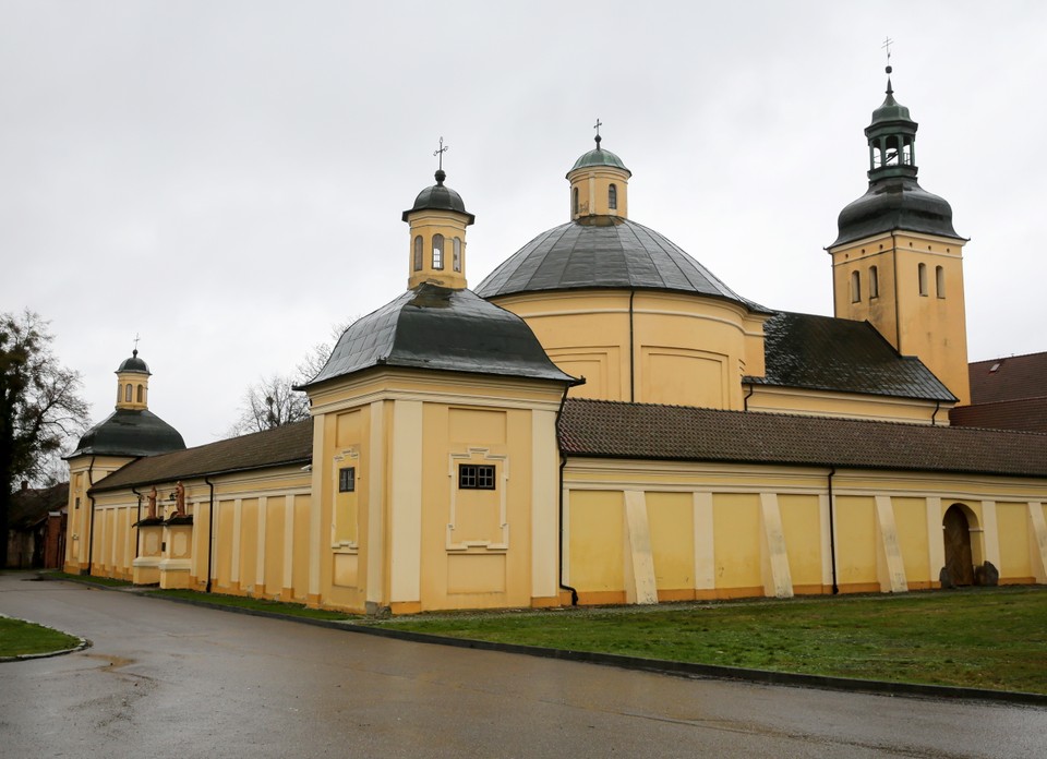 Sanktuarium Matki Pokoju w Stoczku Klasztornym