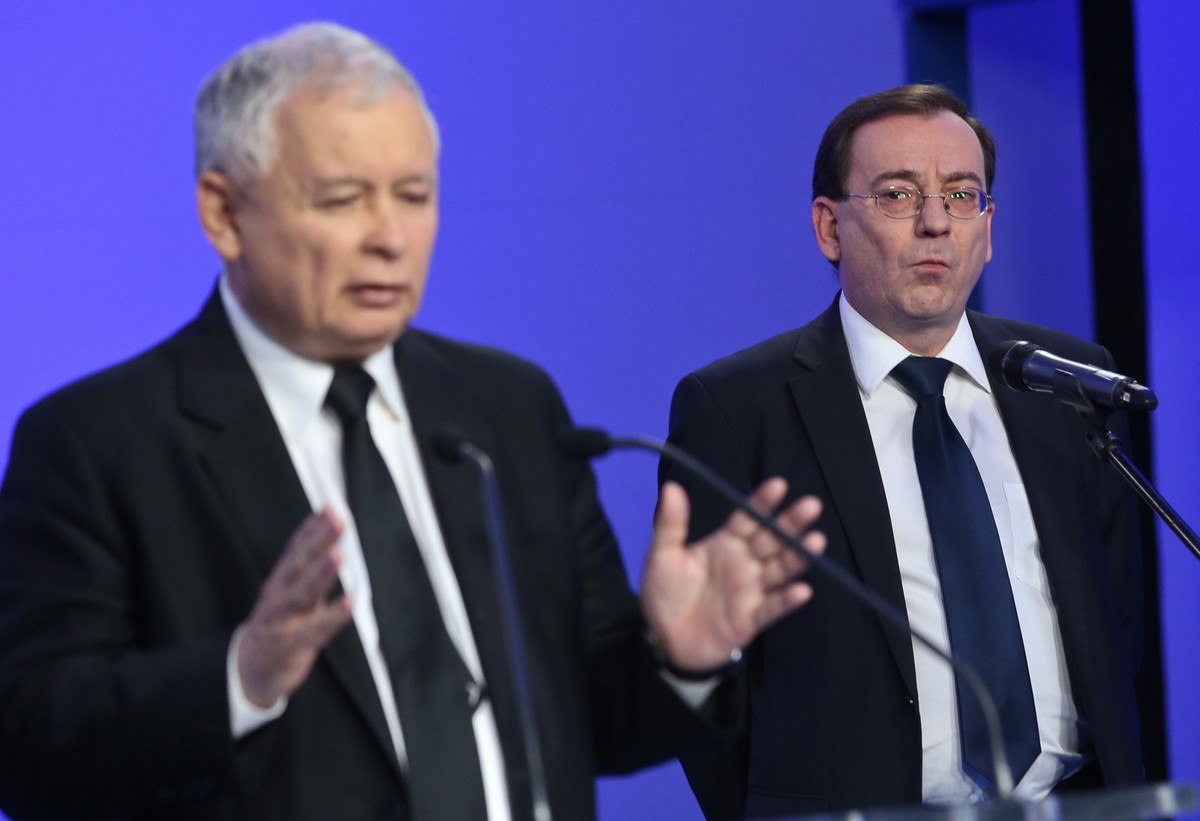 MAriusz Kamiński i Jarosław Kaczyński podczas konferencji prasowej. Fot. PAP/Rafał Guz