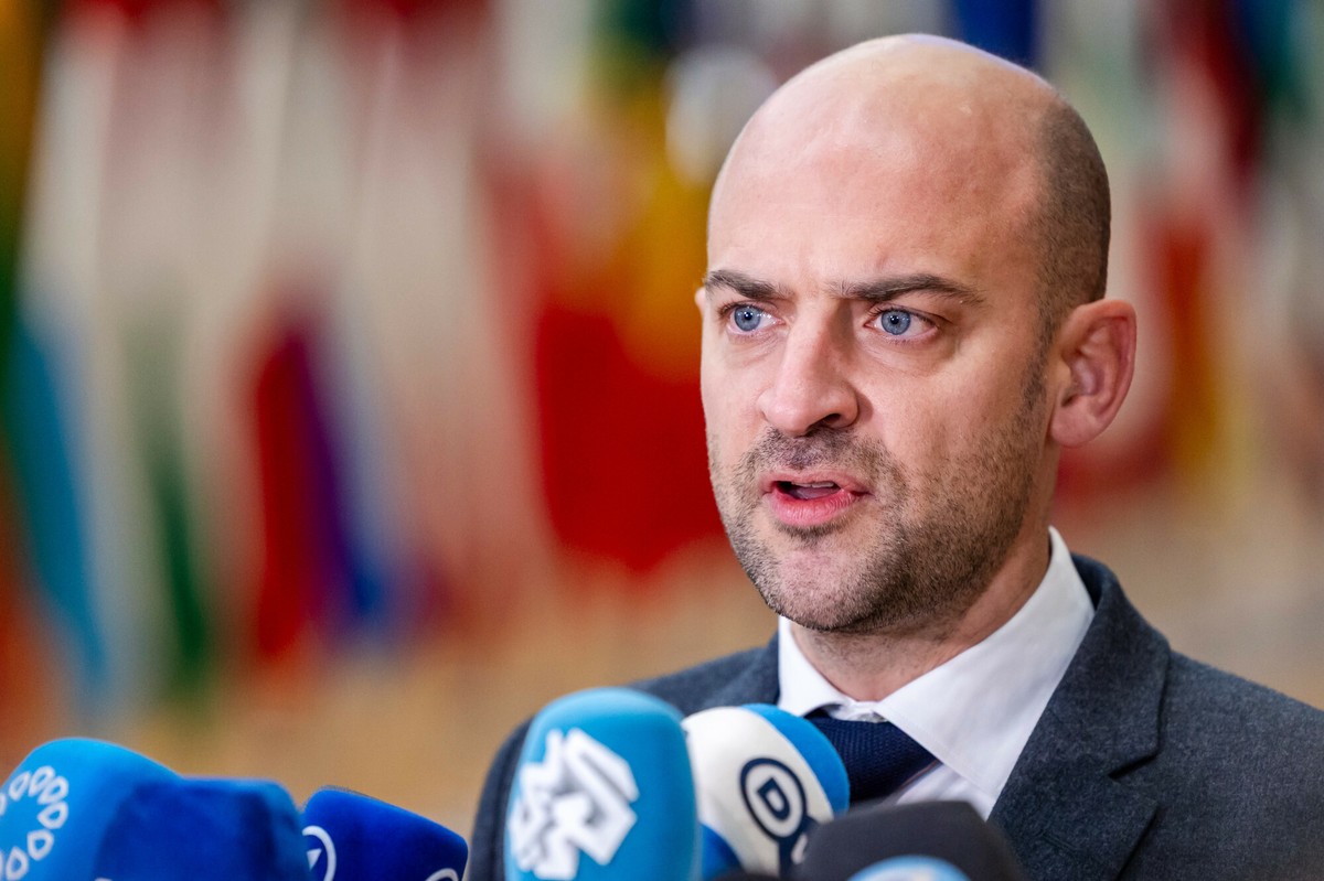 "Bardzo poważne". Francja reaguje na akty dywersji w Polsce