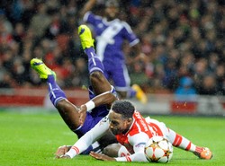 Liga Mistrzów: Dramat Arsenalu i Szczęsnego. Z 3:0 zrobiło się 3:3. Asysta Piszczka. WIDEO