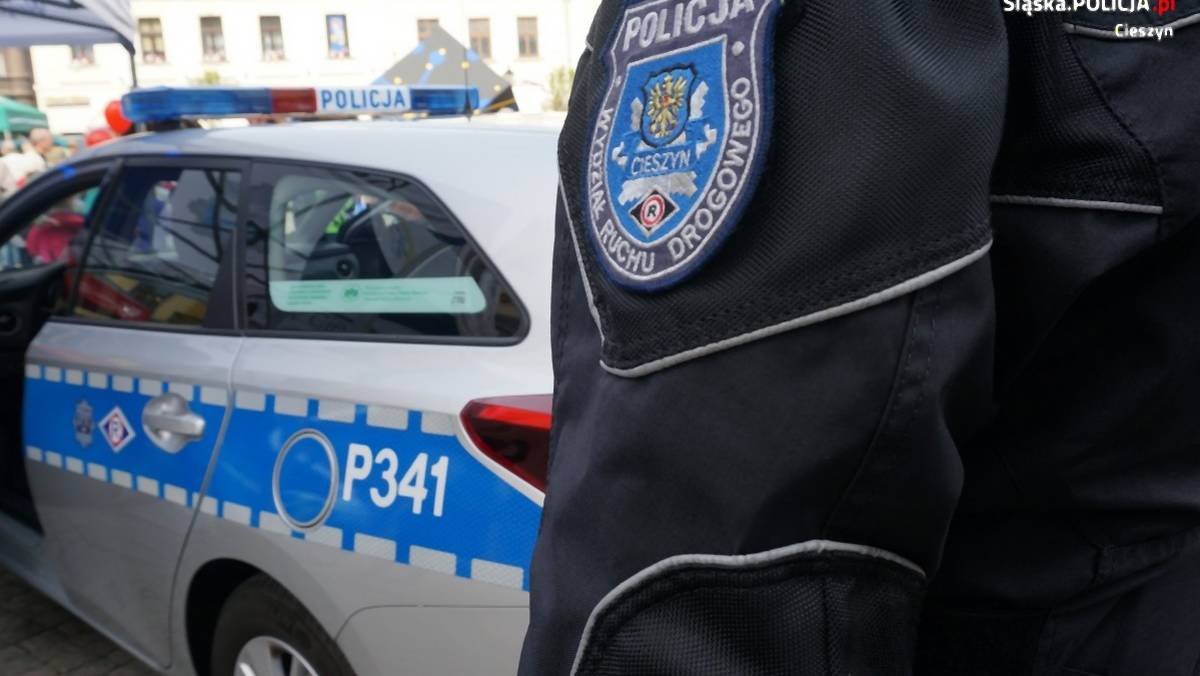 Policjanci z Cieszyna zatrzymali kobietę poszukiwaną trzema listami gończymi