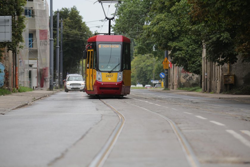 Wojska Polskiego w Łodzi bez tramwaju na Doły