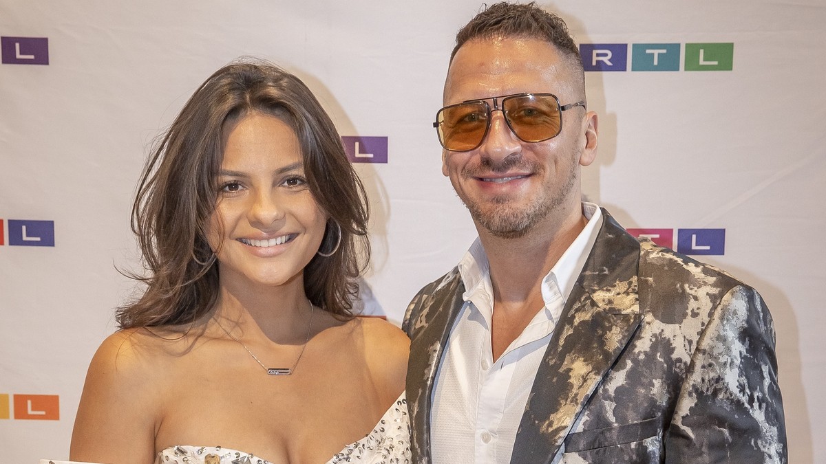 Elképesztő környezetben ünnepelte a születésnapját Vastag Csaba felesége, Domján Evelin