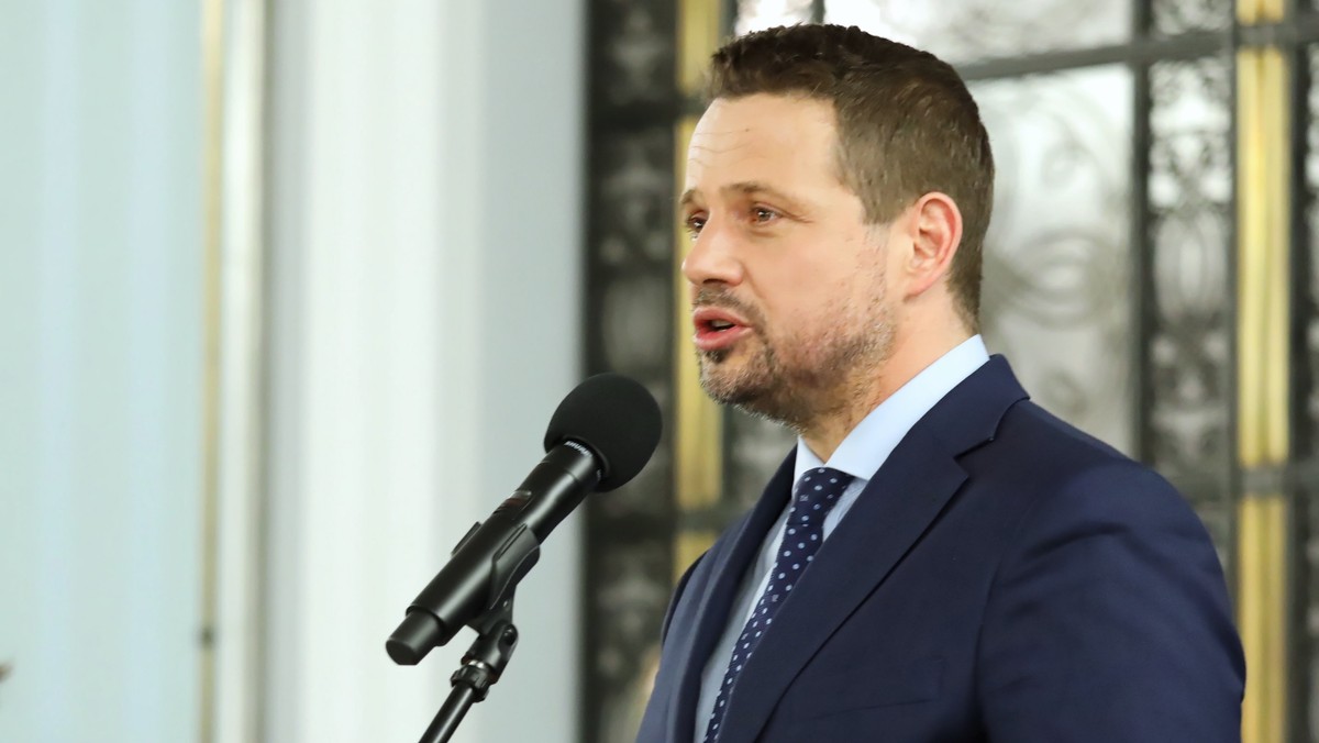 Rafał Trzaskowski krytykuje działania policji. KSP odpowiada