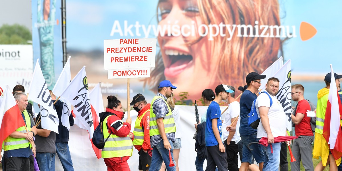 Rybacy protestują. Droga na Hel całkowicie zablokowana