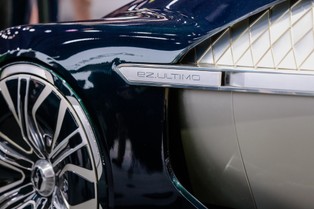 Renault odroczył decyzję o fuzji z grupą Fiat Chrysler Automobiles