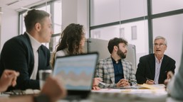 cała prawda o pracownikach 50 plus. stali się hitem rynku zatrudnienia