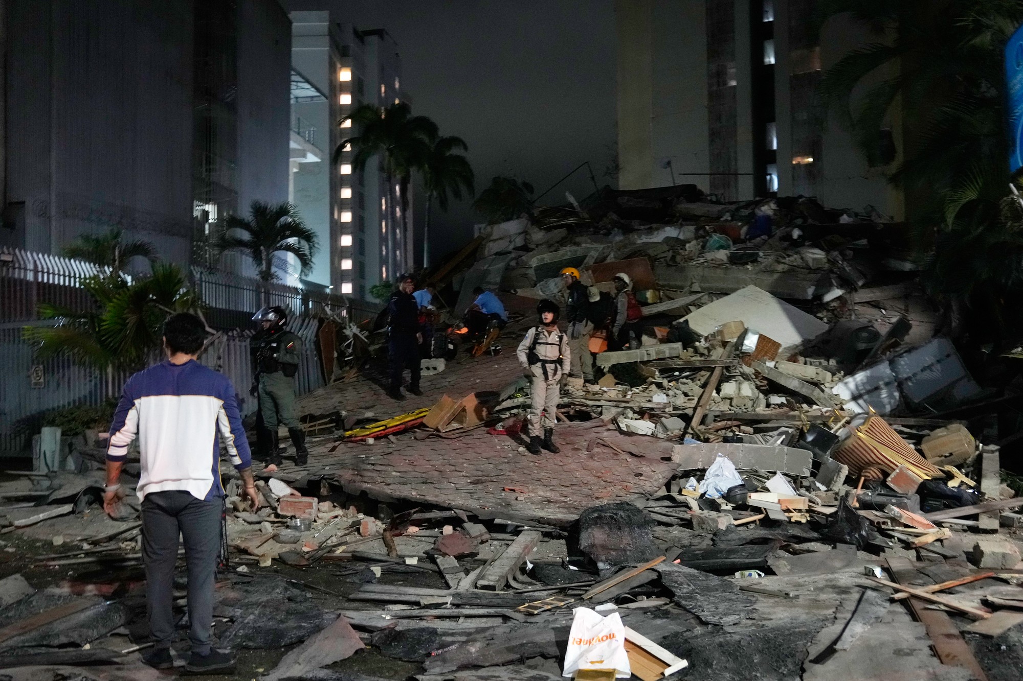 Venezuelu zasiahli dve silné zemetrasenia.