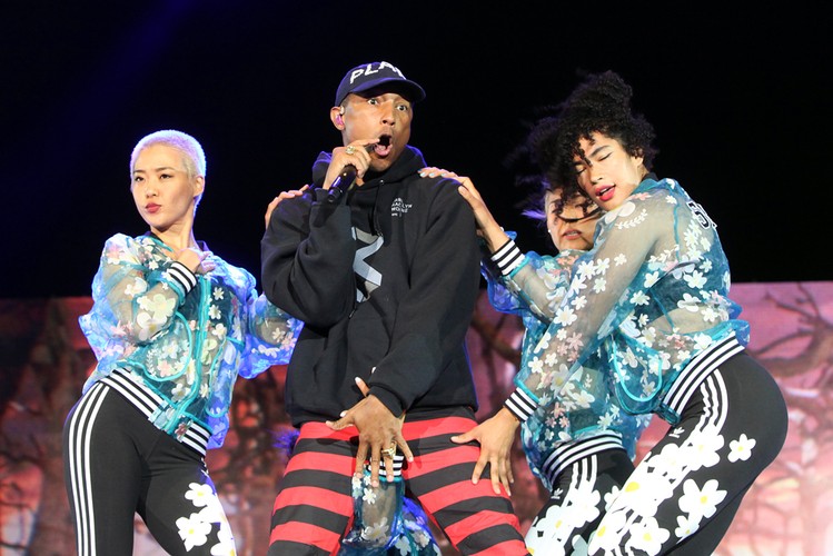 Pharrell Williams na Open'er 2016 / fot. Joanna Combik