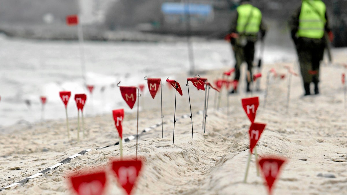 Saperzy Marynarski Wojennej zakończyli rozminowywanie 5, 5-kilometrowego odcinka w Kołobrzegu - poinformował oficer prasowy 8. Flotylli Obrony Wybrzeża kpt. mar. Jacek Kwiatkowski.