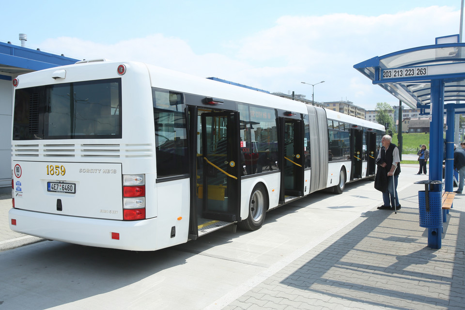 Tak wygląda najdłuższy autobus w Polsce