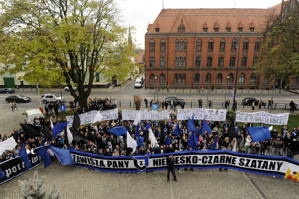 BYDGOSZCZ MANIFESTACJA KIBICÓW ZAWISZY