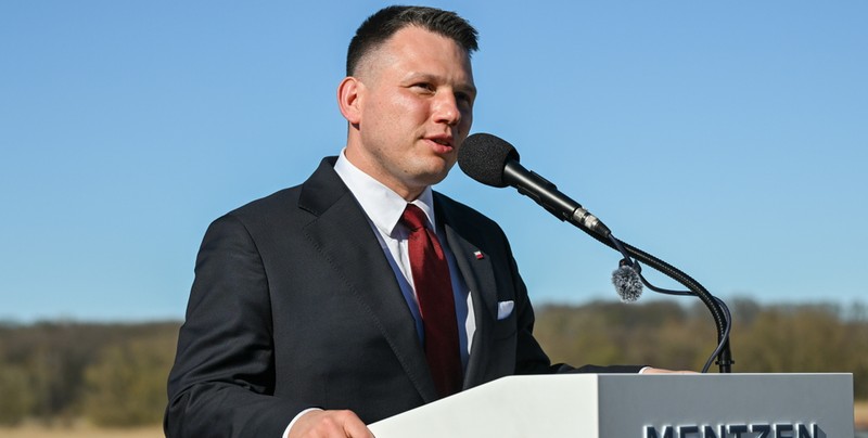 Sławomir Mentzen przeprasza Szymona Hołownię. Pełnomocnik atakuje marszałka Sejmu