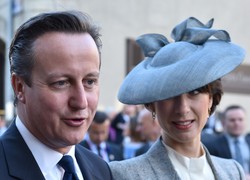 Cameron uderza w Junckera: Koniec ze zbyt żądną władzy Brukselą