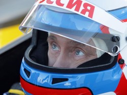 Renault ma nowego kierowcę! Poznajesz?