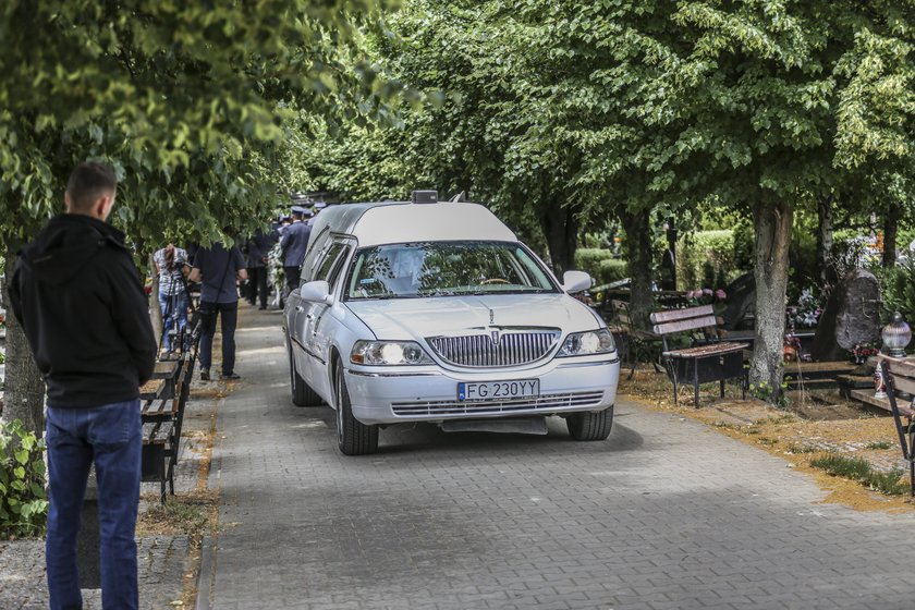 Pogrzeb asp. szt. Adama Pawlaka na cmentarzu w Gorzowie