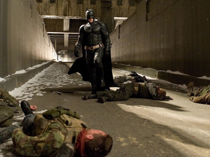 Mroczny rycerz powstaje / (C) 2012 WARNER BROS. ENTERTAINMENT INC. AND LEGENDARY PICTURES FUNDING, LLC