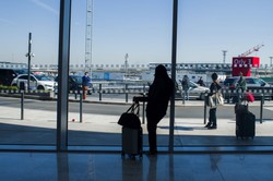 Francja: Strajk kontrolerów lotów w piątek. Połowa lotów odwołana