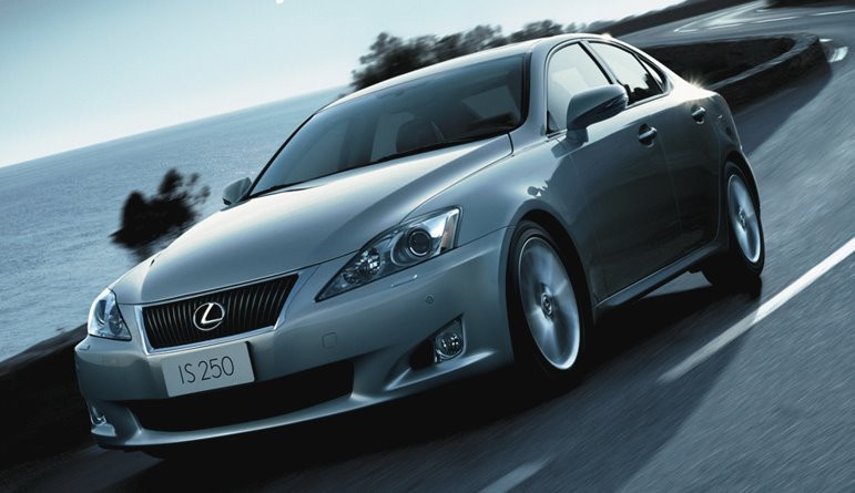 Paryż 2008: Lexus IS - kosmetyczne zmiany