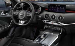 Nowa Kia Stinger już w Polsce. Cena? Ślicznotka czaruje nie tylko wyglądem