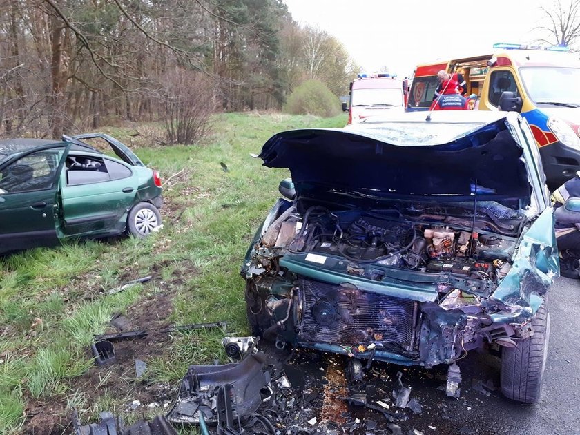 Kierowca wjechał w auto policjanta