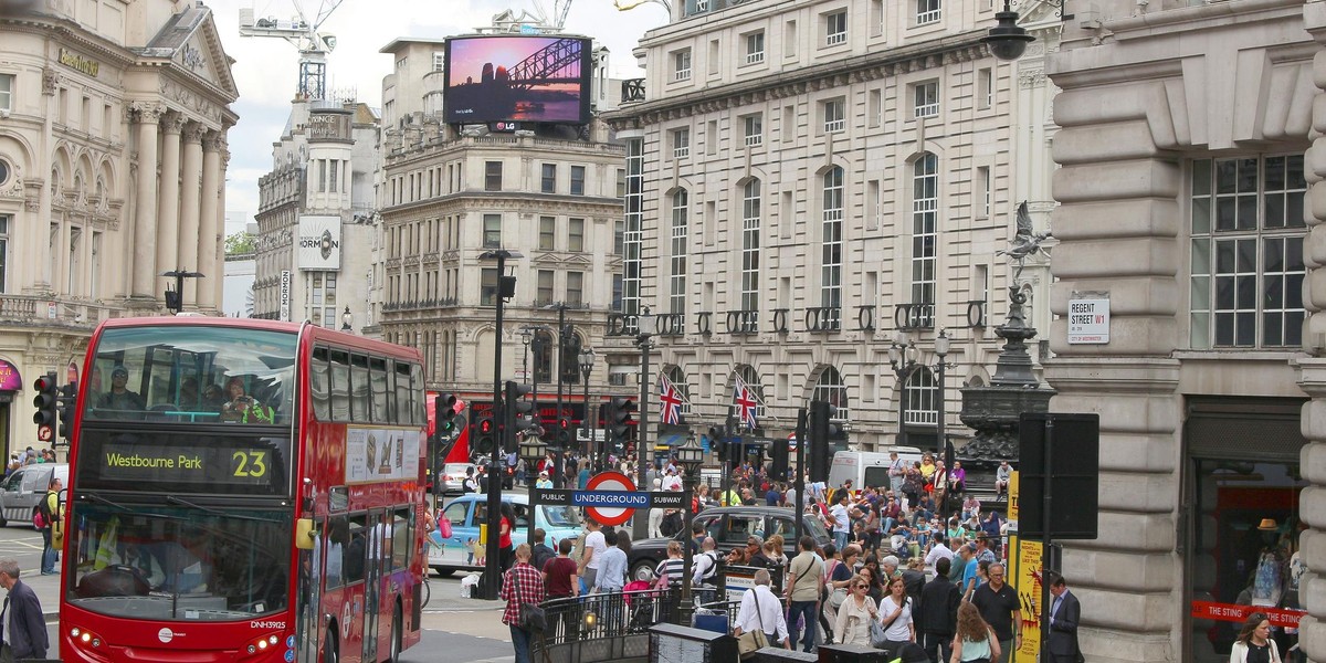 Piccadilly Circus