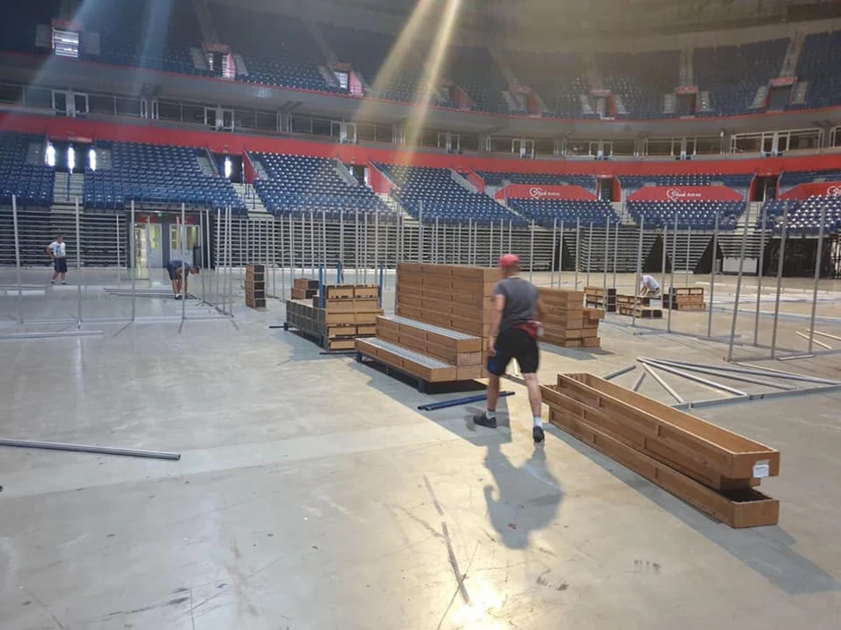 Opremanje kovid bolnice u "Areni"