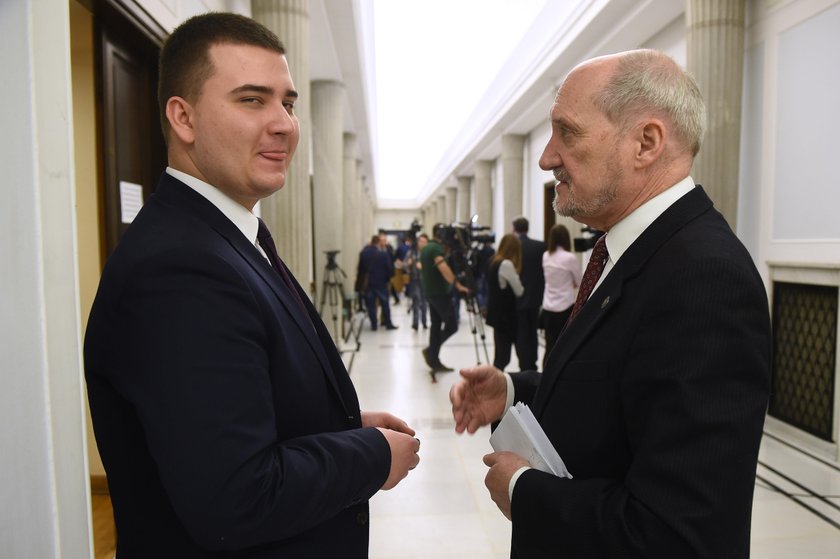 Antoni Macierewicz i Bartłomiej Misiewicz