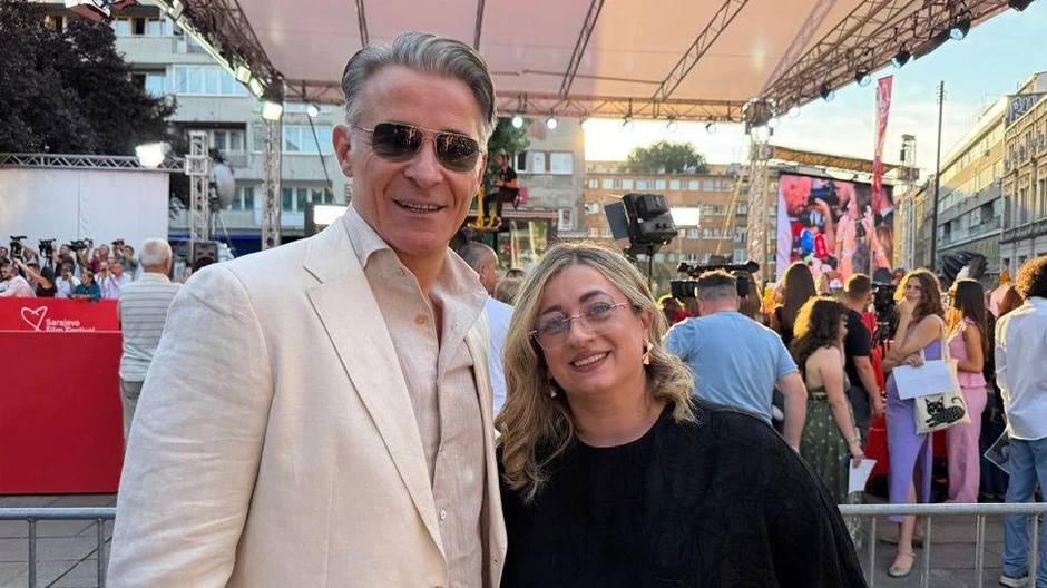 Višnjić i Emira Nušević Nuhić, koja je kao devojčica bila deo filma Dobrodošli u Sarajevo | Foto: BBC/Slađan Tomić