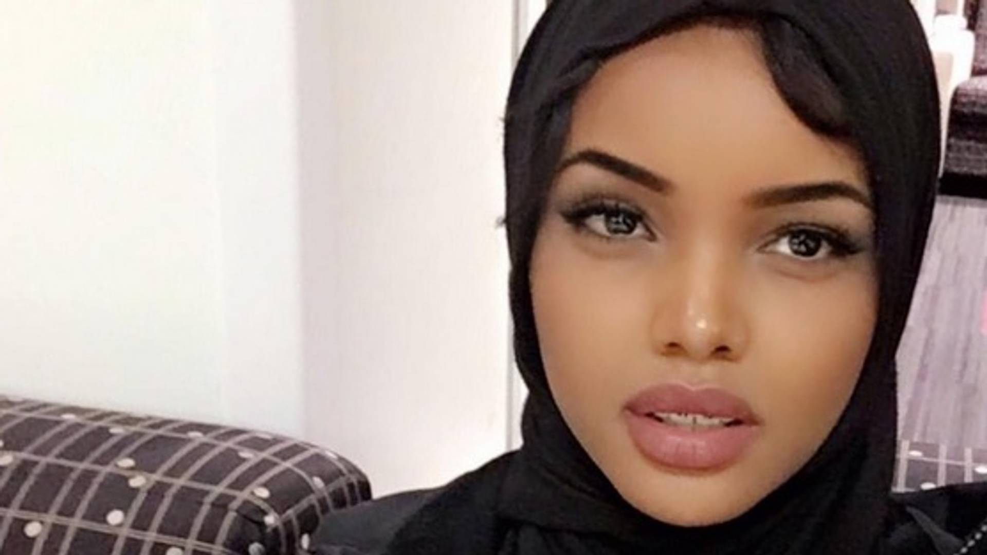 Ko je Halima Aden?