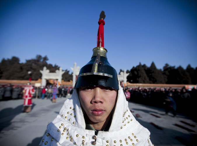 Wszystko wygląda jak tysiące lat temu. Przepych, bogaty ceremoniał i odwołania do tradycji cesarstwa
