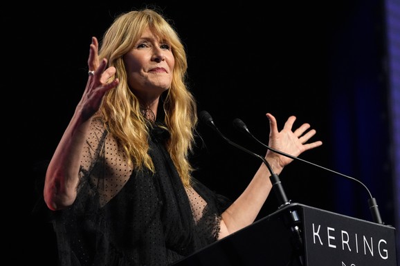 NOVA GLUMICA U "BELOM LOTOSU" Stigla zamena za Helenu Bonam Karter: Šta se dešava na snimanju HBO hit serije?