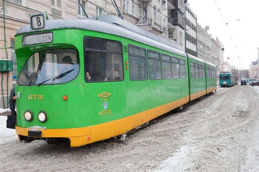 Tramwaje utknęły w śniegu