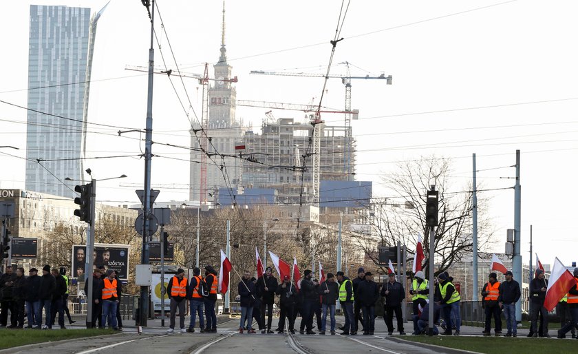 Protest rolników z AGROunii w Warszawie. Utrudnienia w ruchu