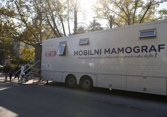 Mobilni mamograf RAS foto Snežana Krstić