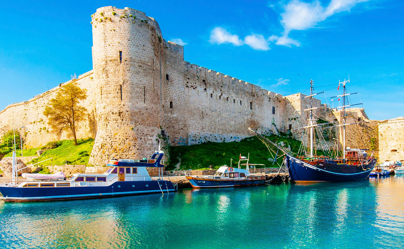 Zamek Kyrenia na Cyprze Północnym, wakacje, podróże, odpoczynek