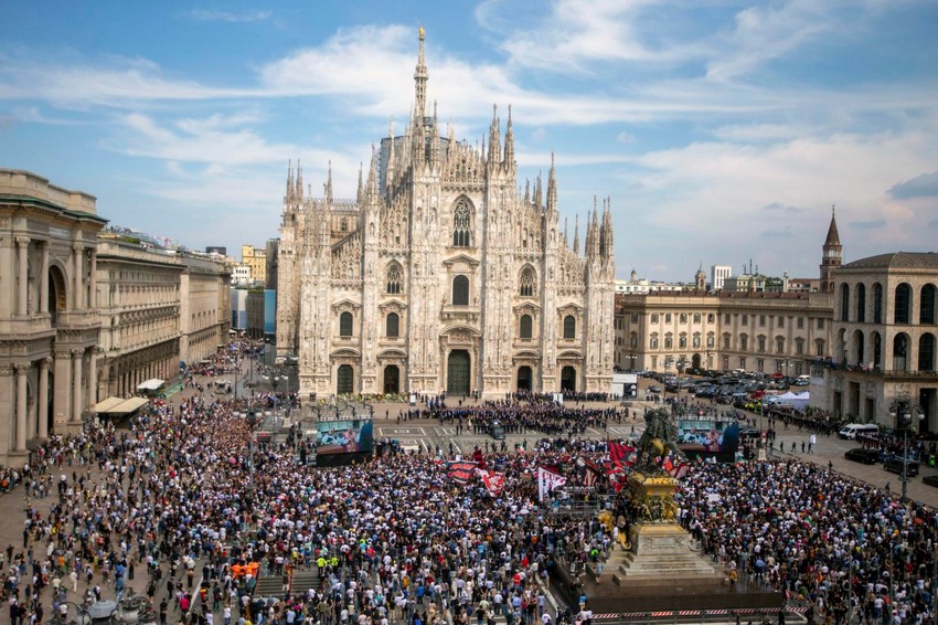 Više od 2.000 ljudi prisustvuje sahrani bivšeg italijanskog premijera 