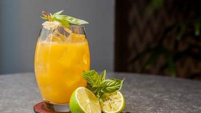 Voici comment faire de la limonade à la mangue et au gingembre