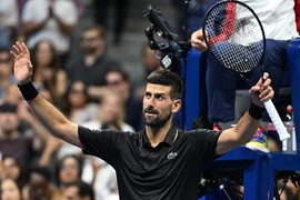 ANU svetske zvezde mole da im kaže "ćao", a evo kako se PONAŠA PREMA NOVAKU pa svi kažu da je NAJVEĆI CAR: Slavni Srbin sreo se sa jednom od najpoznatijih žena na planeti i susret je NEPROCENJIV