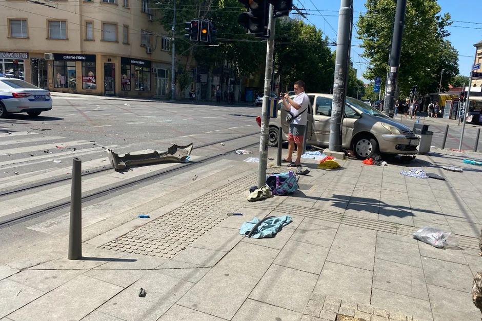 Haos nakon udesa u centru Beograda