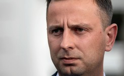 Kosiniak-Kamysz: Dość kłamstw Morawieckiego! To on pracował w zagranicznym banku i jeździł za granicę spowiadać się z wyników finansowych