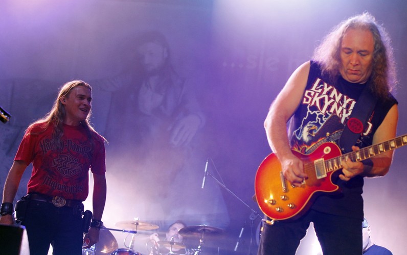 Maciej Balcer i Jerzy Styczyński podczas koncertu zespołu Dżem