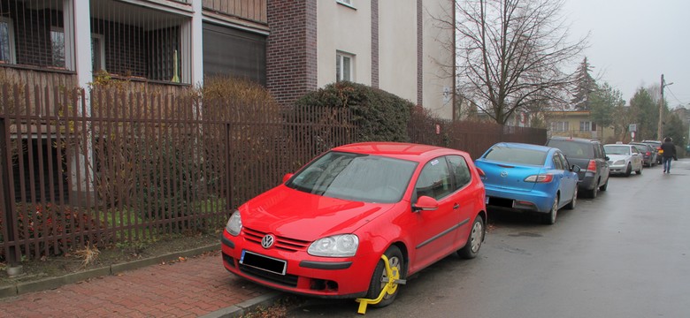 Samochód prezydenta z blokadą na kołach. Kinga Duda przestawiła auto