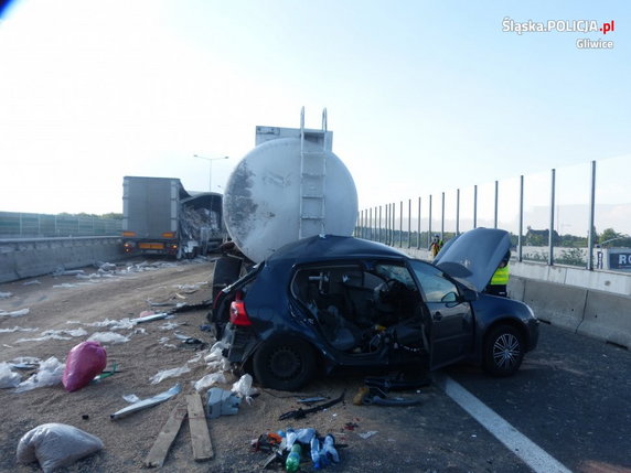 Gliwice: Tragiczny wypadek na A4. Tiry zmiażdżyły samochód, zginął kierowca