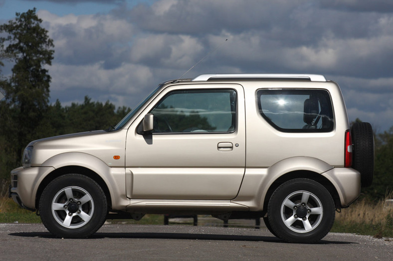 Suzuki Jimny 1.3: Spryciarz w terenie