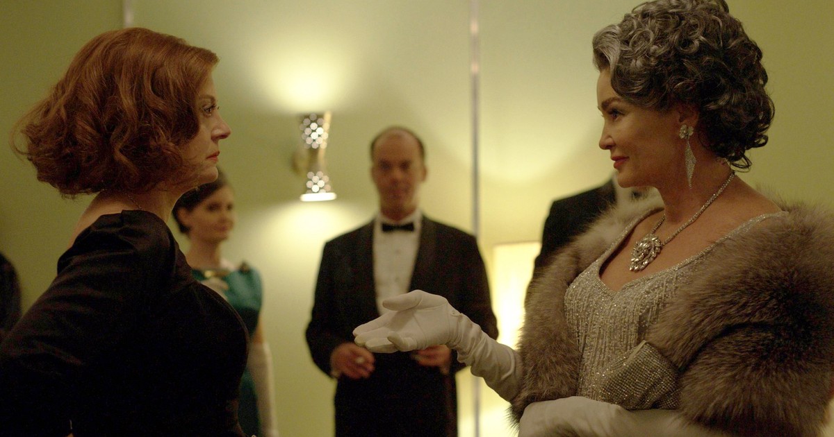 Inside the homes of Hollywood legends Bette Davis and Joan Crawford ...